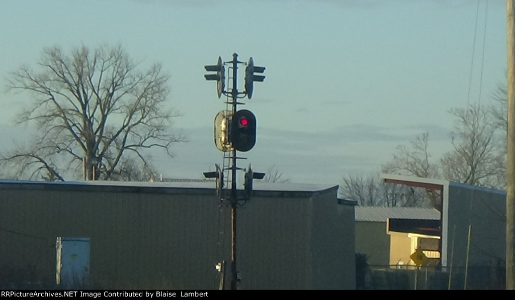 Nickel Plate era signal (CSX side)